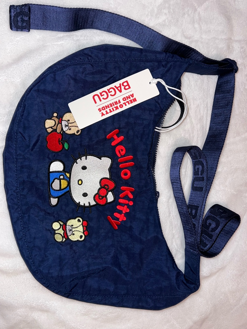 BAGGU x Hello Kitty and Friends Medium Crescent Bag